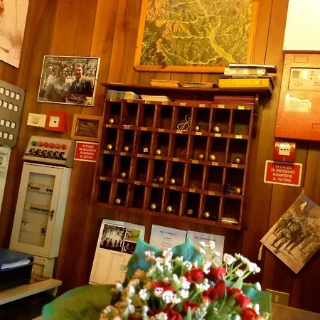 Hotel Ristorante Da Carlino